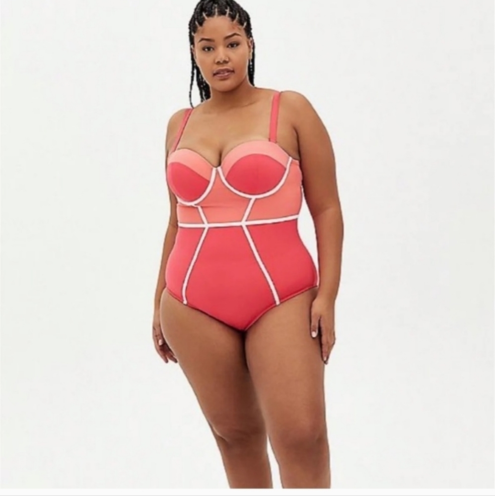 TORRID Pink/Coral Color Block Wired One Piece Swimsuit size 6 DD/F